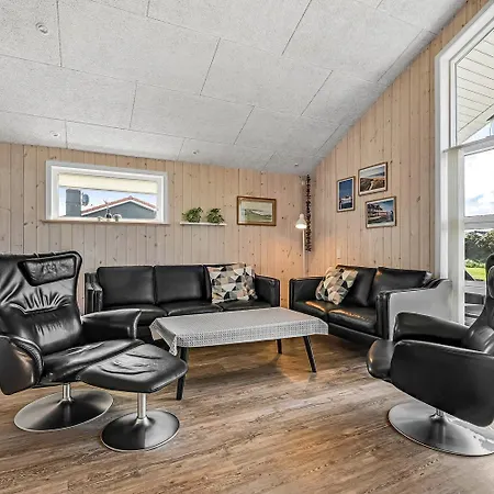 Spacious Well-kept Summerhouse By North Sea Sj593 Vakantiehuis Harboør