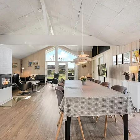 Vakantiehuis Spacious Well-kept Summerhouse By North Sea Sj593