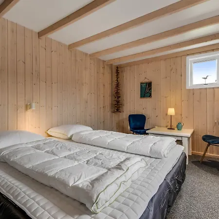 Vakantiehuis Spacious Well-kept Summerhouse By North Sea Sj593 Harboør