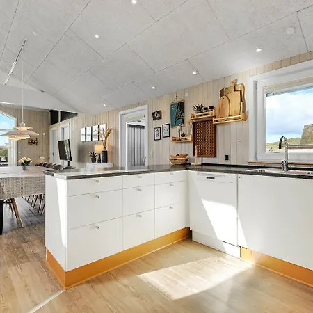 Spacious Well-kept Summerhouse By North Sea Sj593 Vakantiehuis Harboør