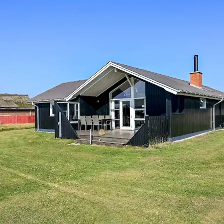 펜션 Spacious Well-kept Summerhouse By North Sea Sj593 Harboør